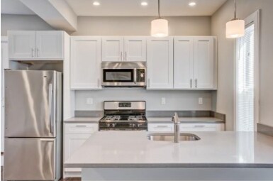 19 Dorset St, Unit 2 in Boston, MA - Foto de edificio
