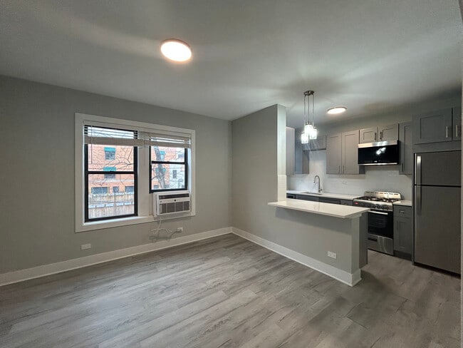 372 Hazel Ave in Glencoe, IL - Building Photo - Building Photo