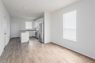 1208 Trace Dr in Krugerville, TX - Building Photo - Building Photo