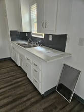 828 Empire Ave in Ventura, CA - Building Photo - Building Photo