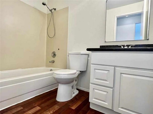 430 4th St SE in Auburn, WA - Building Photo - Building Photo