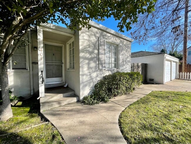 property at 401 38th St