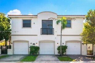 1730 Thomas St in Hollywood, FL - Building Photo