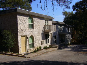 1914 Lightsey Rd in Austin, TX - Building Photo - Building Photo