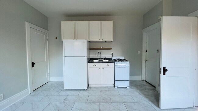 445 Davidson Ct-Unit -C in Lexington, KY - Building Photo - Building Photo