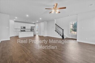 815 Ponds Edge Ln in Euless, TX - Building Photo - Building Photo