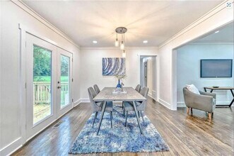 2011 Lexington Ave in East Point, GA - Building Photo - Building Photo