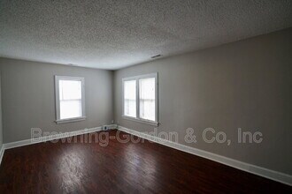 2106 Eastwood Ave in Nashville, TN - Building Photo - Building Photo