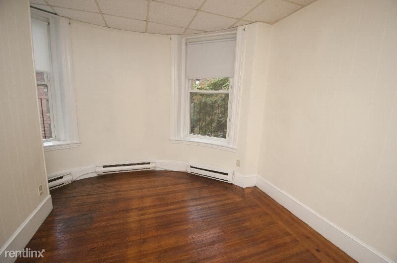 868 Beacon St-Unit -Apt 9 in Boston, MA - Building Photo