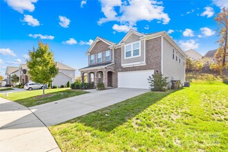 2158 Holden Avenue Southwest in Concord, NC - Foto de edificio - Building Photo