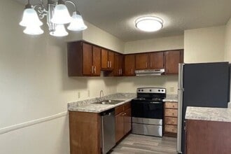 Peppertree Apartments in Antioch, TN - Foto de edificio - Building Photo