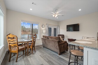 167 Pebble Beach Pl in Hot Springs National Park, AR - Foto de edificio - Building Photo