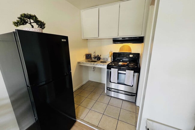 Lorene Lodge Apartments in Marietta, GA - Building Photo - Building Photo