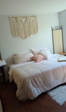 2244 13th Ave W, Unit 216 in Seattle, WA - Building Photo - Building Photo