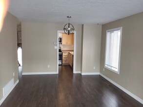 163 General Dr in Kitchener, ON - Building Photo - Building Photo