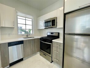 831 16th St in Miami Beach, FL - Building Photo - Building Photo