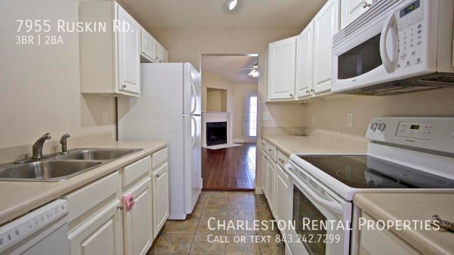 7955 Ruskin Rd in North Charleston, SC - Building Photo - Building Photo