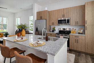 The Hadley - North Port, FL in North Port, FL - Foto de edificio - Interior Photo