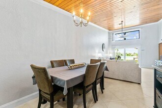 12542 Westhampton Cir in Wellington, FL - Building Photo - Building Photo