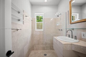 11222 NE 9th Ave in Biscayne Park, FL - Building Photo - Building Photo