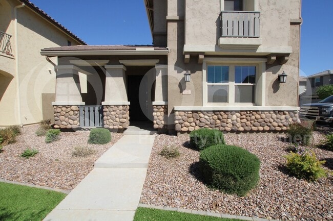 property at 2171 S Wallrade Ln