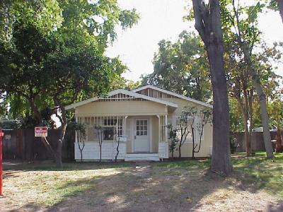915 31st St in Bakersfield, CA - Foto de edificio