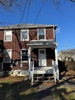 601 Farnsworth Ave in Clairton, PA - Building Photo