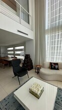 1040 Biscayne Blvd, Unit 3504 in Miami, FL - Building Photo - Building Photo