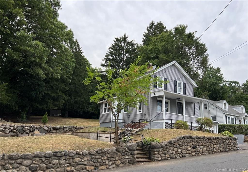 126 Hoadley St in Naugatuck, CT - Building Photo