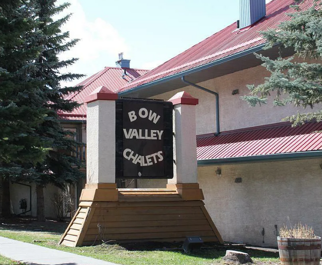 Bow Valley Challets