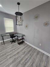 2138 Donald Lee Hollowell Pkwy NW in Atlanta, GA - Foto de edificio - Building Photo