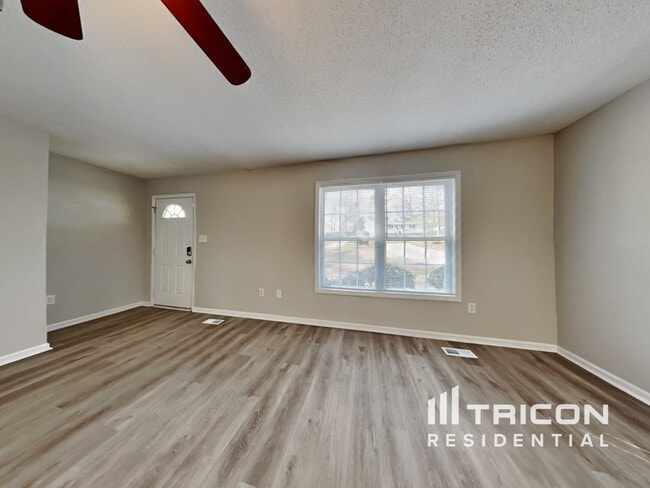 3008 Brittany Dr in Clayton, NC - Building Photo - Building Photo