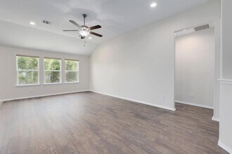 21604 Pope Dr in Leander, TX - Building Photo - Building Photo