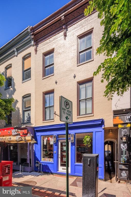 906 S Charles St in Baltimore, MD - Building Photo - Building Photo
