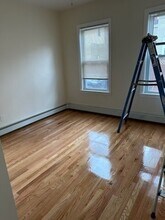 48 7th St, Unit unit 1 in Cambridge, MA - Foto de edificio - Building Photo