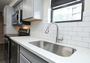 5504 La Branch St in Houston, TX - Building Photo - Building Photo