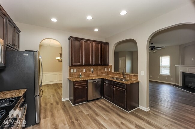 61 Matador Way in Newnan, GA - Building Photo - Building Photo