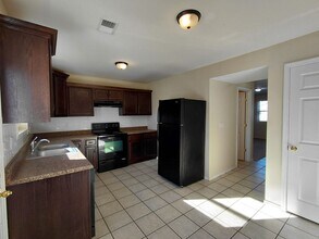 24444 Sounder Ln in Waynesville, MO - Building Photo - Building Photo