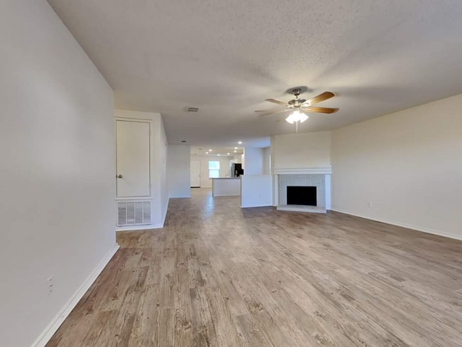3912 Fox Run Dr in Fort Worth, TX - Building Photo - Building Photo