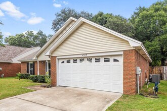 4519 Parkwood Ln in Niceville, FL - Building Photo - Building Photo