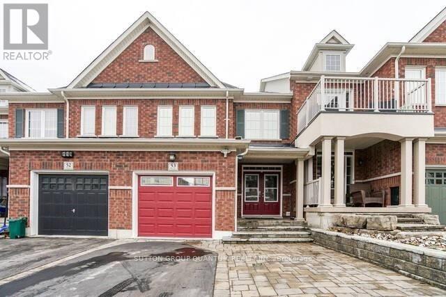 property at 715 Grandview St N