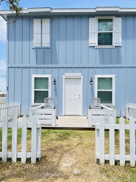 property at 4212 TX-35 BUS