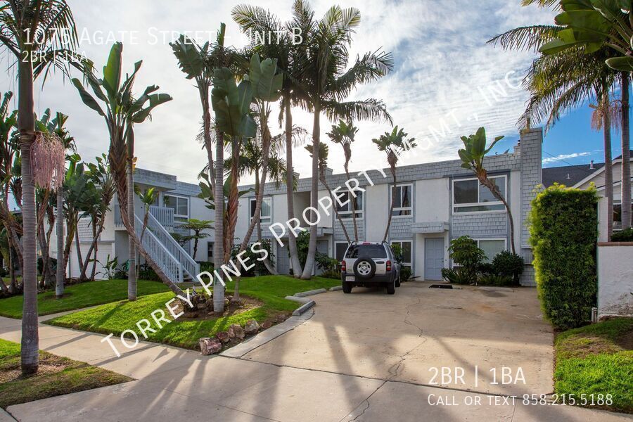 1075 Agate St in San Diego, CA - Building Photo