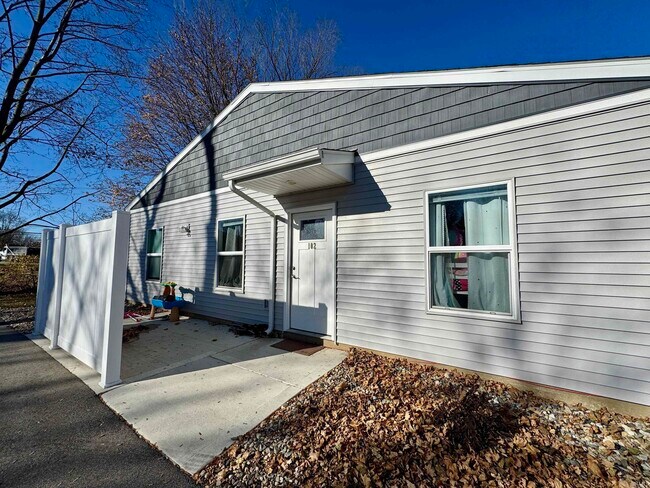 3515 Lower Huntington Rd in Fort Wayne, IN - Building Photo - Building Photo