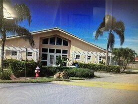 21343 NE 8th Ct in Miami, FL - Building Photo