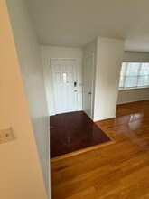 8912 Bayview Dr in Chattanooga, TN - Foto de edificio - Building Photo