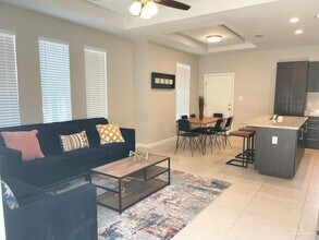 16 Javalina Ave in Edinburg, TX - Building Photo - Building Photo