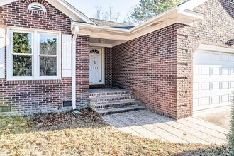 7304 Featherstone Ct in Wilmington, NC - Building Photo - Building Photo