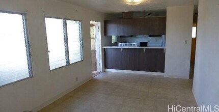84-655-655 Kepue St in Waianae, HI - Building Photo - Building Photo
