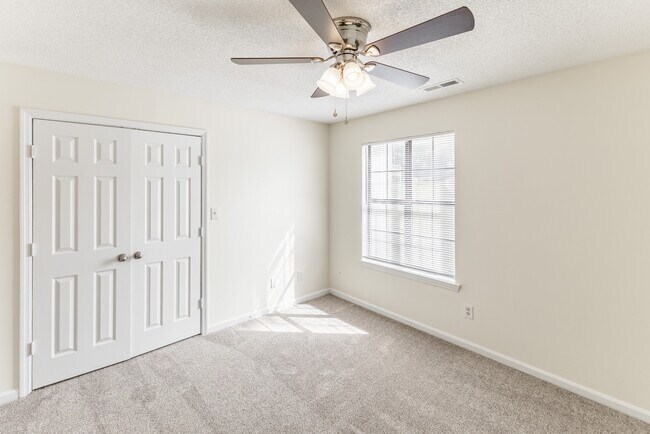 1601 Sparkman Dr NW in Huntsville, AL - Building Photo - Building Photo